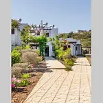 Villa Memi Front *