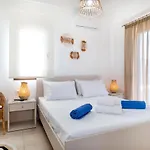 Villa Memi Front *