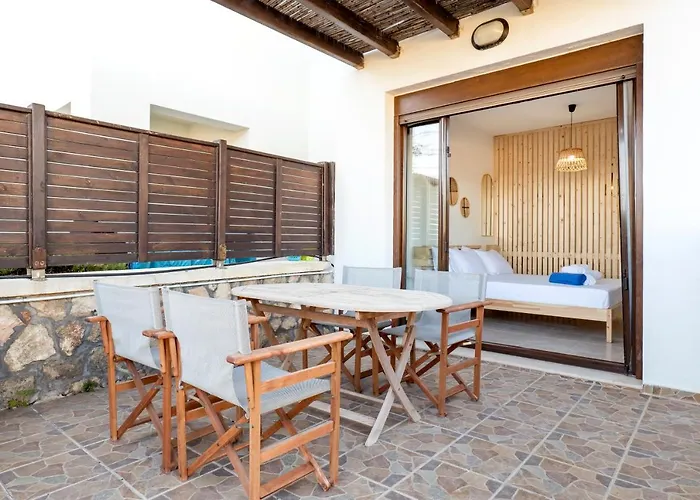 Villa Memi Front Kiotari