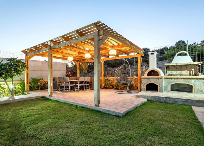 Memi Front Villa Kiotari